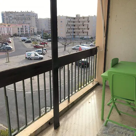 Apartment Grand Avec Terrasse Proche Du Port De Cyprien -3rm168 *